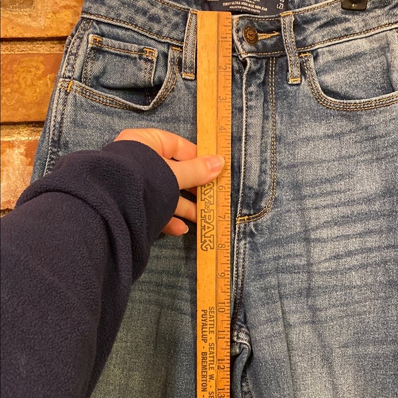 Hollister High Rise Blue Distressed Jeans - Picture 9 of 10